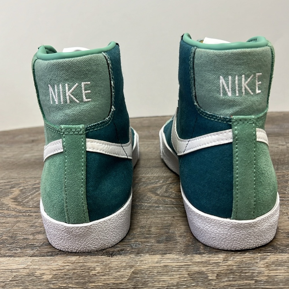 SOLD IN STORE Nike Blazer MID ‘77 VNTG “Healing Jade" CZ4069-300 Size 7.5 - Picture 4 of 10